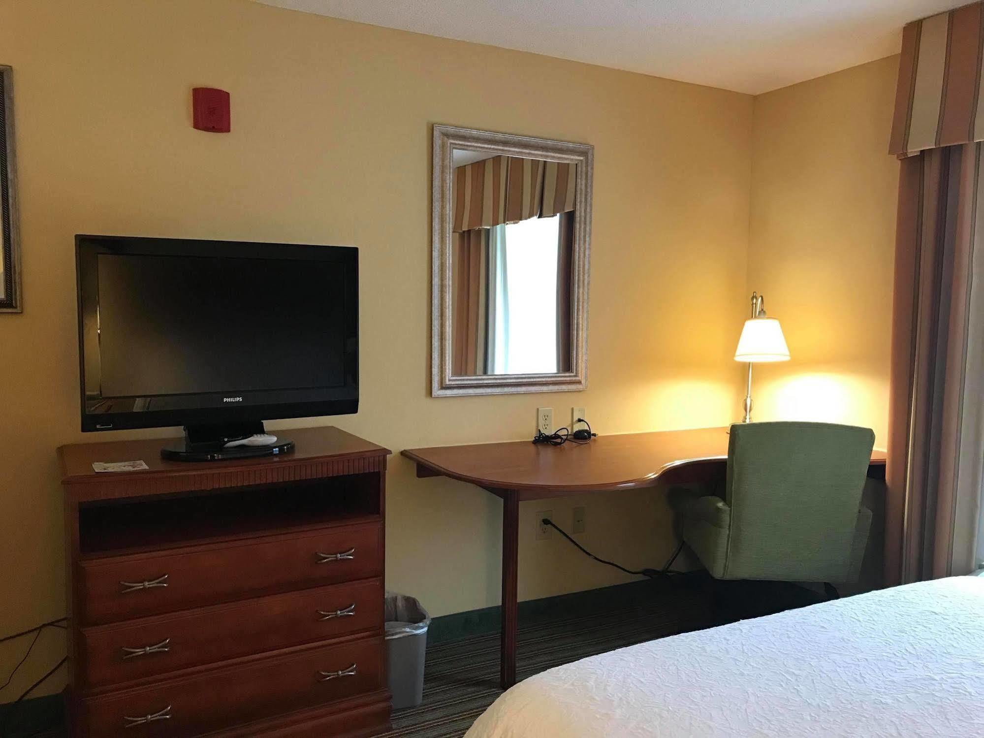 Hampton Inn Elkins Exterior foto