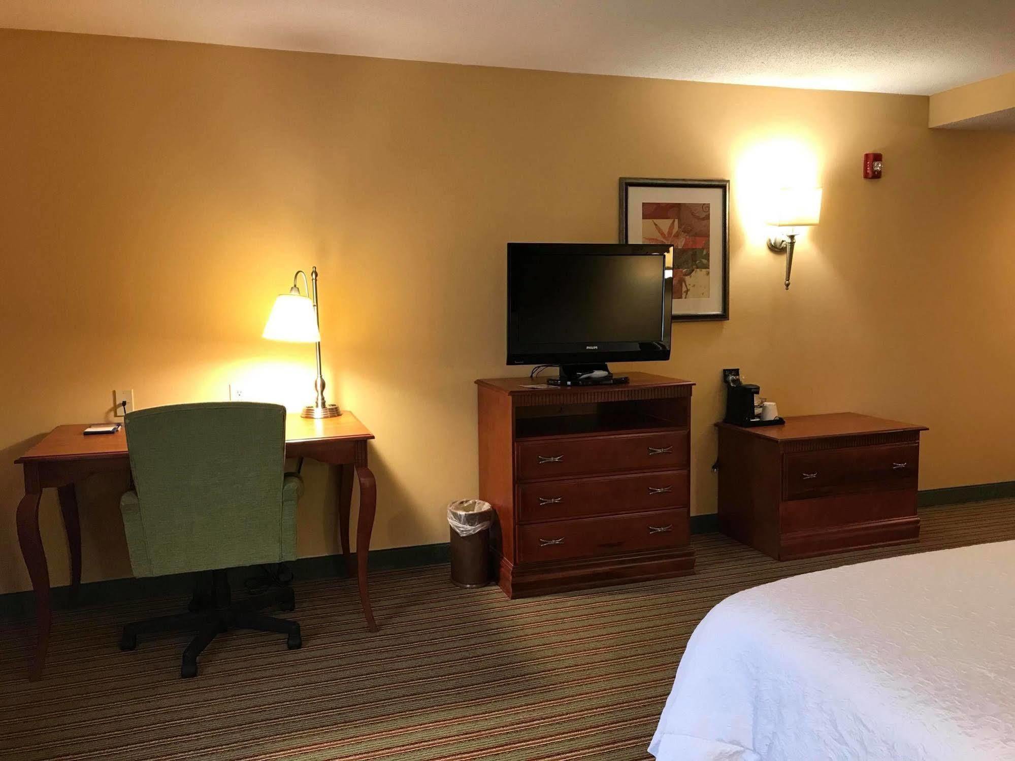 Hampton Inn Elkins Exterior foto